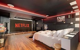 Cinema Room haut de gamme avec balnéothérapie
